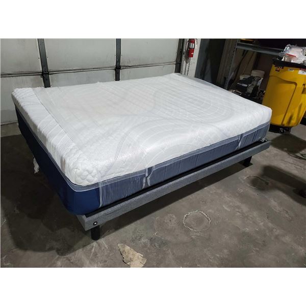 Gray Upholstered Queen Size Platform Bed with USB Port for easy Charging & Novaform Memory Foam Matt