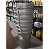 Image 1 : Lot Of 7 Rubbermaid Animal Stopper Garbage Bin (121L)