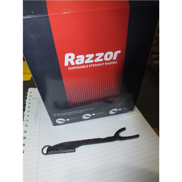 Box Of Disposable Straight Razors