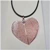 Image 1 : NATURAL LEAF WITH LEATHER CHORD  NECKLACE
