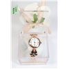 Image 1 : NEW FLOWER WITH RHINESTONE ACCENTS ROUND QUARTZ
