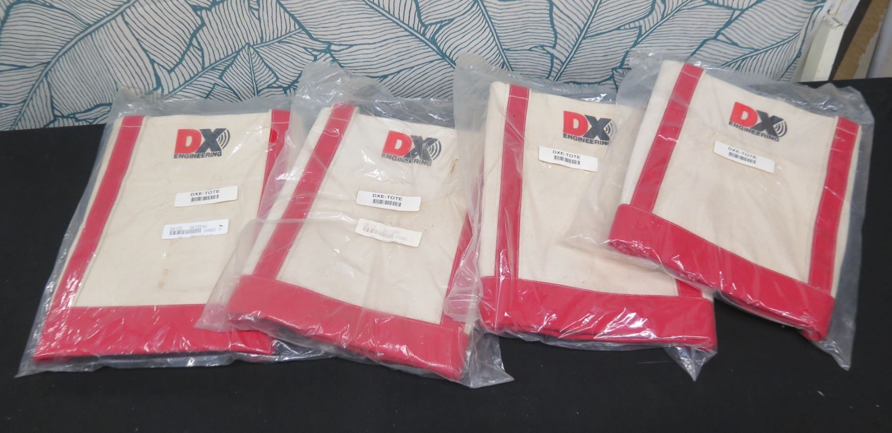 Dx Bags Qty 4 DX Engineering DXE-TOTE Bags New in Package