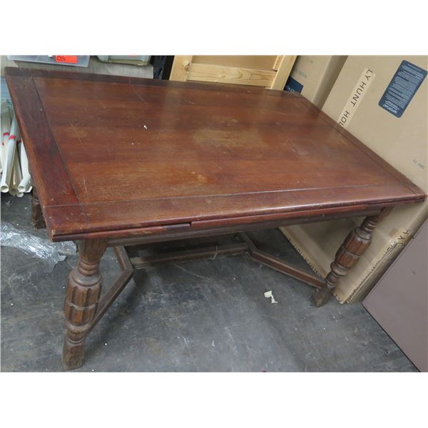 Wooden Table w/ Carved Legs & Leaf Ends 60"x38"x30"H (Some termite damage)