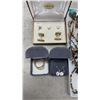 Image 2 : LOT OF COSTUME JEWELRY