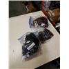 Image 1 : 3 WIGS