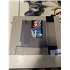 Image 2 : ORIGINAL NINTENDO ENTERTAINMENT SYSTEM CONSOLE, CONTROLLER, LIGHT GUN,CORDS AND GAME WITH NINTENDO G