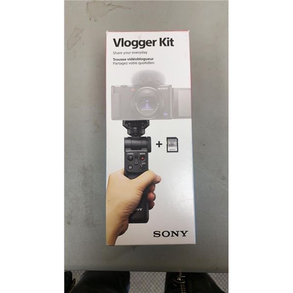 SONY VLOGGER KIT - TESTED WORKING