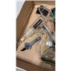 Image 2 : TRAY OF SMOKE GLASSWARE, PIPE AND BONGS