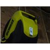 Image 2 : Dewalt Wall Mount Hose Reel