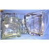 Image 2 : FOUR Square Vases