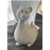 Image 1 : Stylized Cat Figurine