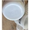 Image 2 : Corelle Blue Onion Creamer and Bowl