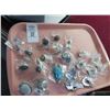 Image 2 : Tray of Asst. Fashion Rings & Necklaces