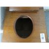 Image 2 : Antique Oak Chamber Pot