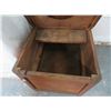 Image 3 : Antique Oak Chamber Pot