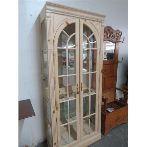 Knotty Pine Brass Accent Curio Cabinet (Most of the Glass Sides Broken)