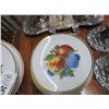 Image 2 : Collector Plates (8)