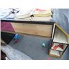 Image 3 : 6' Half Vision Display Case