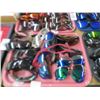 Image 5 : 6-Tray of Fashion Sunglasses - 6 X $