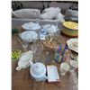 Image 1 : Dishes, Bowls, Glassware