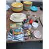 Image 1 : Utensils, Dishes, Décor Items