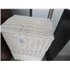 Image 1 : Wicker Lamp