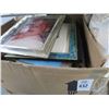 Image 1 : Books, Frames, Comforter