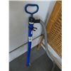 Image 1 : West Marine Hand Pump