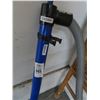 Image 2 : West Marine Hand Pump