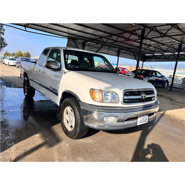 2002 Toyota Tundra SR5 V8