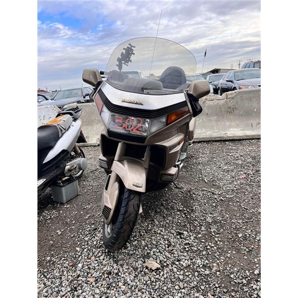 1989 HONDA 1500A