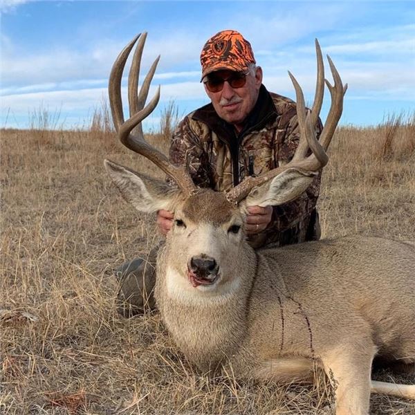 Nebraska Guided Mule Deer Hunt