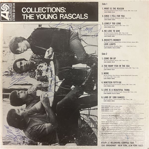 The Young Rascals Ð Collections Signed 1967 Vinyl Album