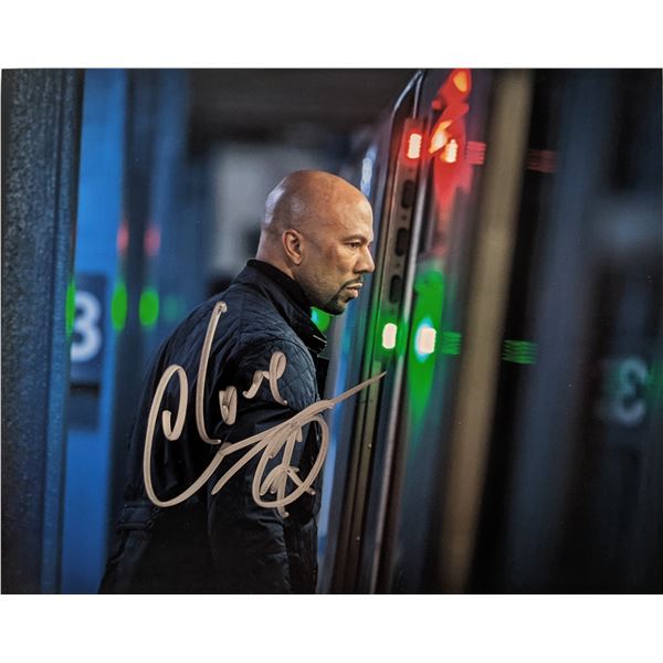 Common signed photo