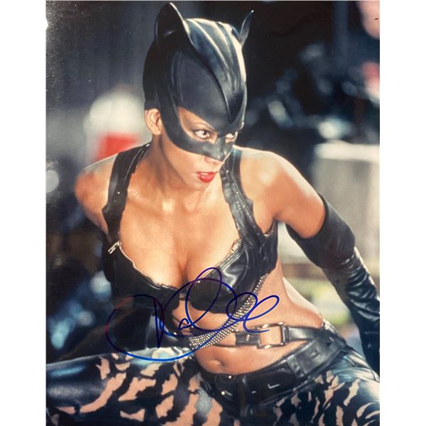 Catwoman Halle Berry signed movie photo