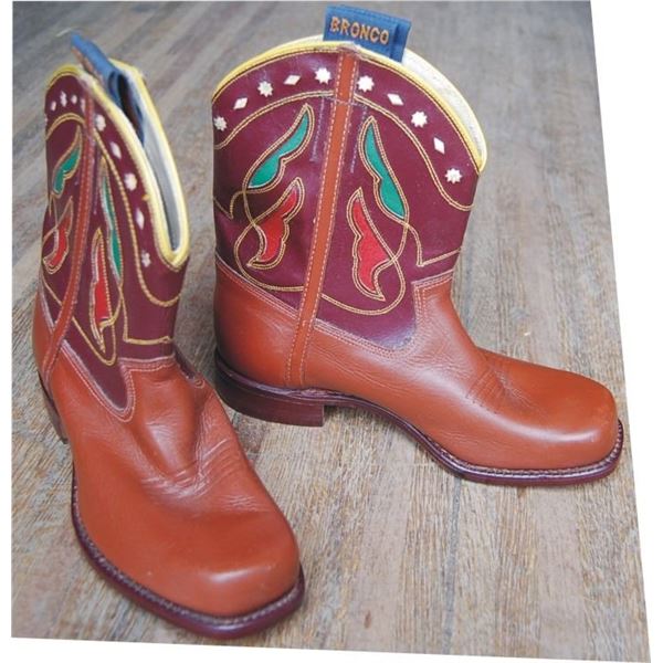 unworn pair of inlaid Bronco kids boots