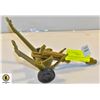 Image 1 : VINTAGE HOWITZER CAP GUN TOY (WORKING) - 10