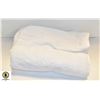 Image 1 : NEW GLUCKSTEIN HOME LUXURY BATH TOWEL 53X30