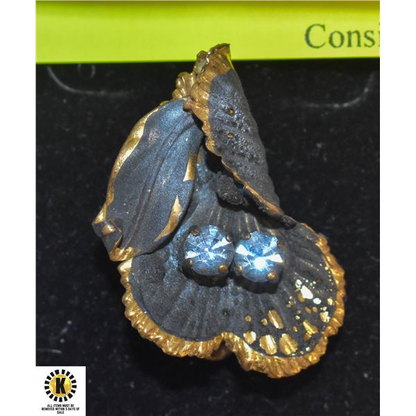 ANTIQUE GOLD DIPPED BROOCH