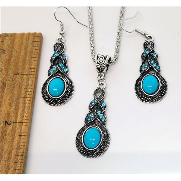 21)  SET OF STAMPED 925 SILVER PENDANT ON 16" CHA