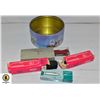Image 1 : TIN W/ 4 POCKET KNIVES STILL IN THEIR ORIGINAL
