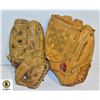 Image 1 : BASEBALL GLOVE PAIR