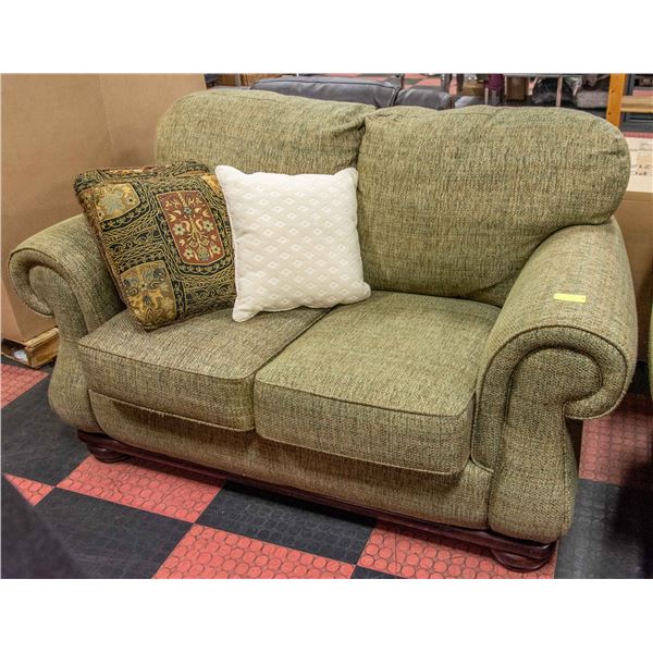 NATURAL GEOGRAPHIC SOCIETY WOVEN FABRIC LOVESEAT