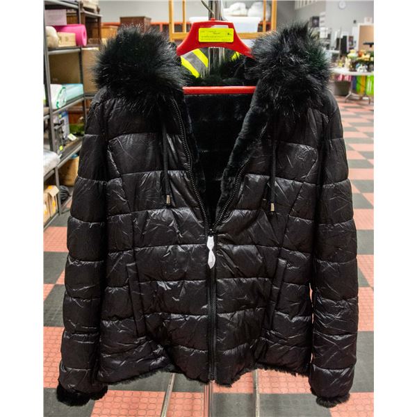 WOMENS SIZE XL FULLY REVERSIBLE JACKET - FAUX FUR,