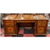 Image 1 : TOMMY BAHAMA WOOD AND LEATHER BUREAU WITH
