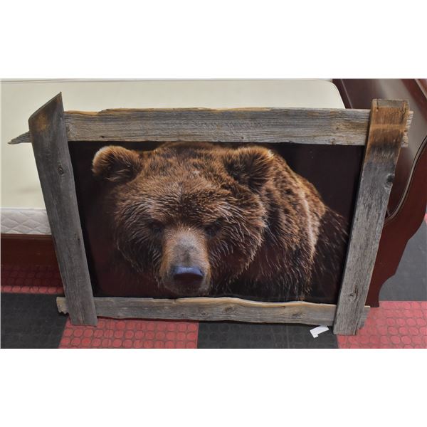 LARGE GRIZZLY BEAR WOOD FRAMED PICTURE MADE