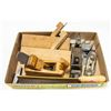 Image 1 : FLAT OF MODERN & VINTAGE WOOD PLANES