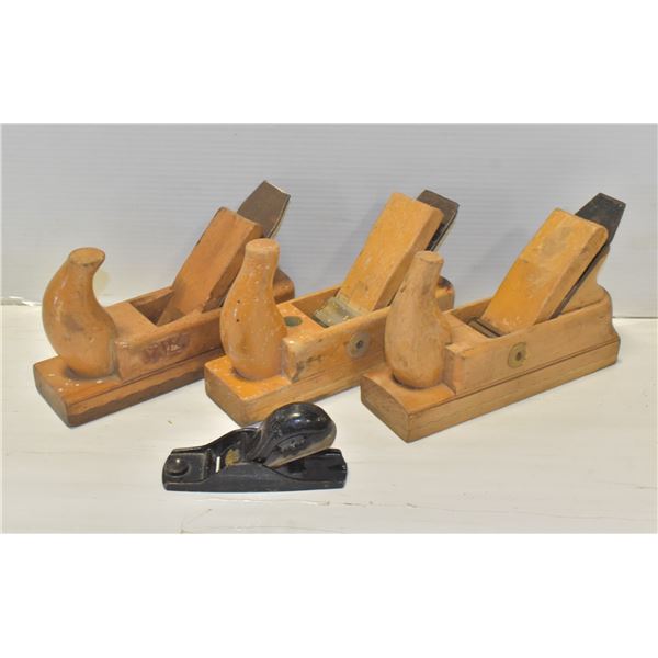 FLAT OF WOOD PLANES