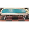Image 1 : AESTHETICIAN'S TABLE WITH DRAIN