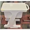 Image 1 : ROLLING CART MISSING GLASS INSERT 24" X 14" X 31"